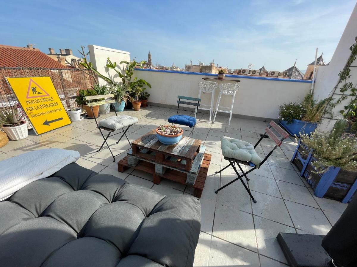 Charming Home With Private Terrace,Heart Of Малага Экстерьер фото